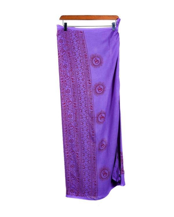 Pareo Sarong Tuch Violet mit roten indischen Goa Style Symbolen wie Om Zeichen und Ganesha Elefant