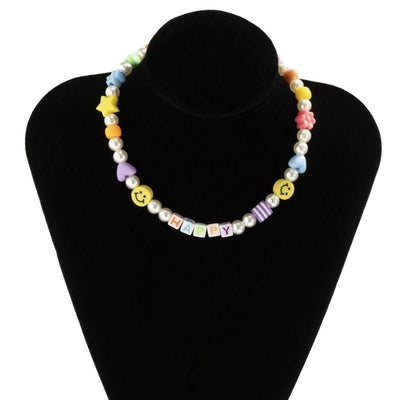 Choker Halskette aus Perlen Herzen, Sternen, Blumen und Buchstaben Happy