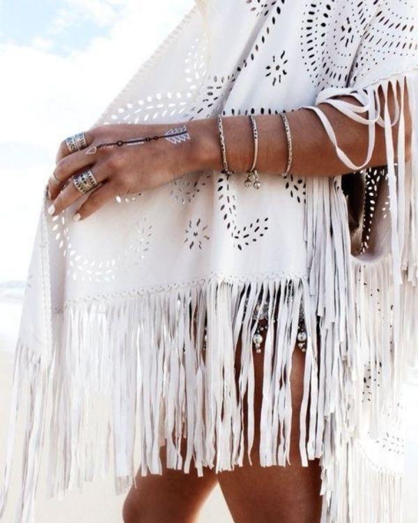 Details vom Fransen Boho Poncho 