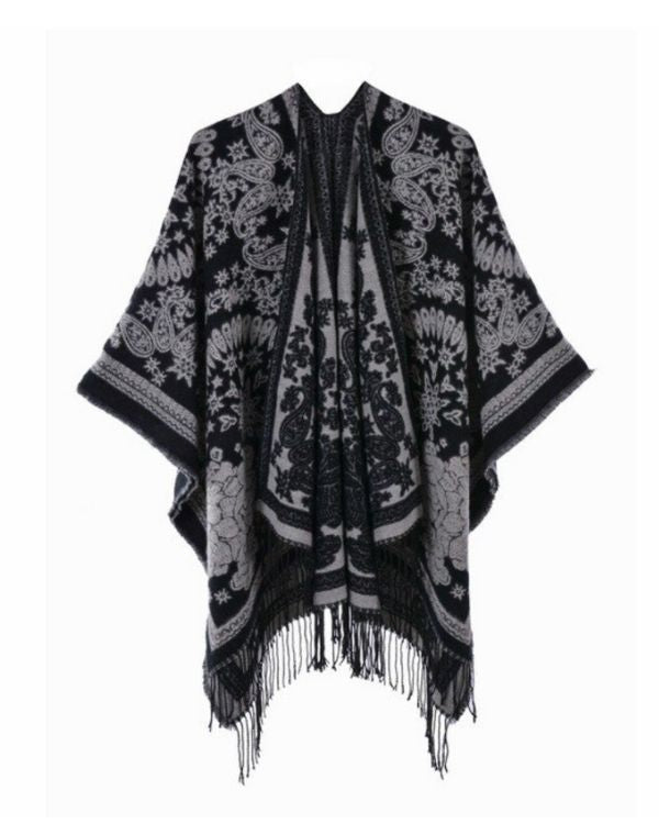 Schwarz Grauer Poncho Cape mit Paisley Muster und Fransen - Bohochic Schal Poncho