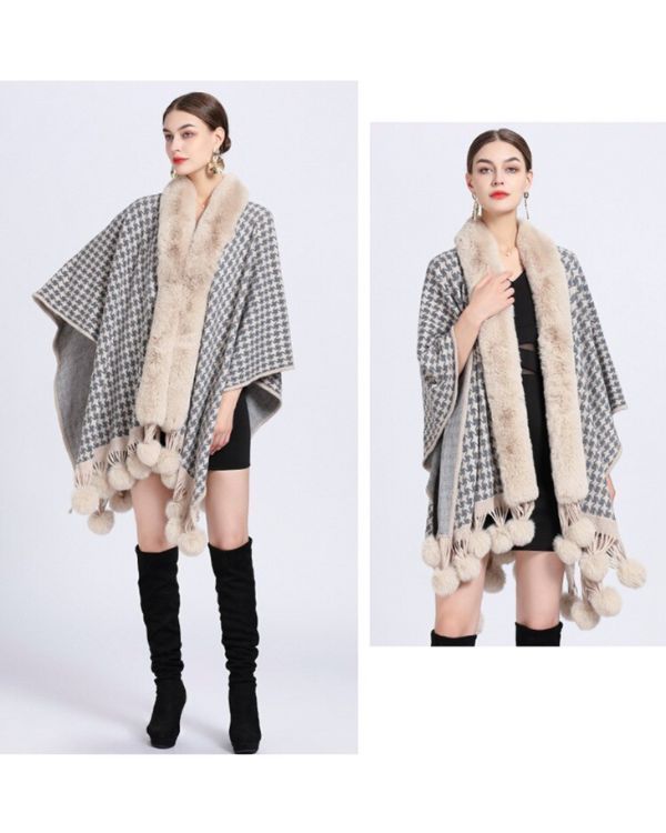 Eleganter Damen Schal Cape mit Hahnentritt Muster, Kunstfell Kragen und Pompoms - Chicer Damen Cape