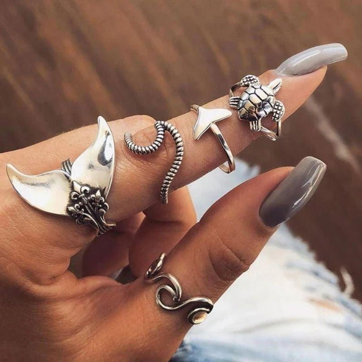 Boho Ring Set mit Walfisch Flosse und Wellen Symbol. Silberne Fingerringe 