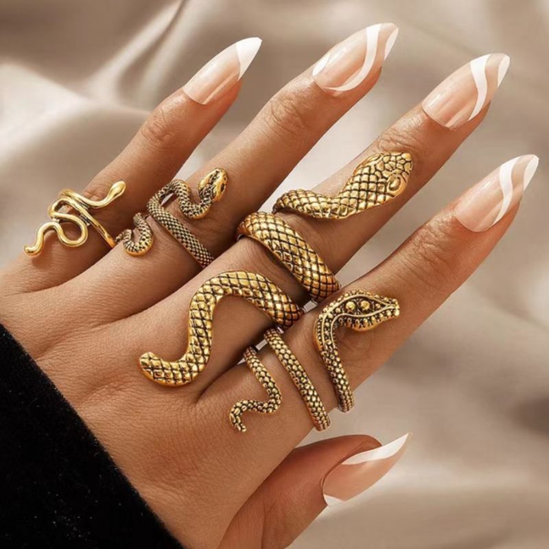 Goldene Schlangen Ringe Fingerringe mit Schlangensymbol 