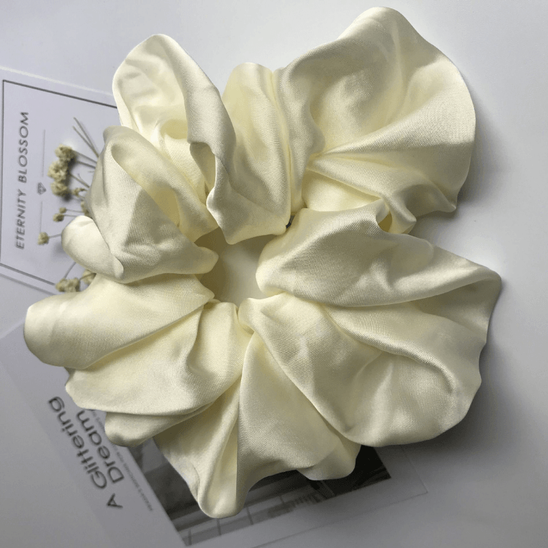 creme weiss Scrunchie Haargummi aus Satin Seide kaufen Schweiz