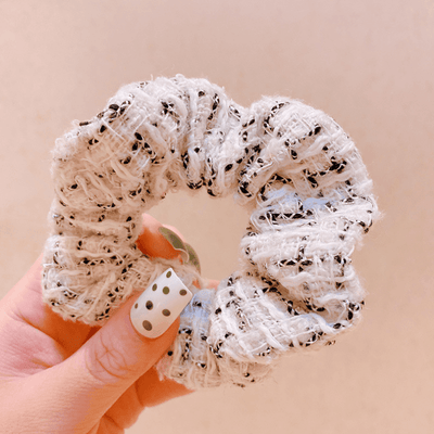 Haar Accessoire aus elastischem Stoff in schwarz weiss