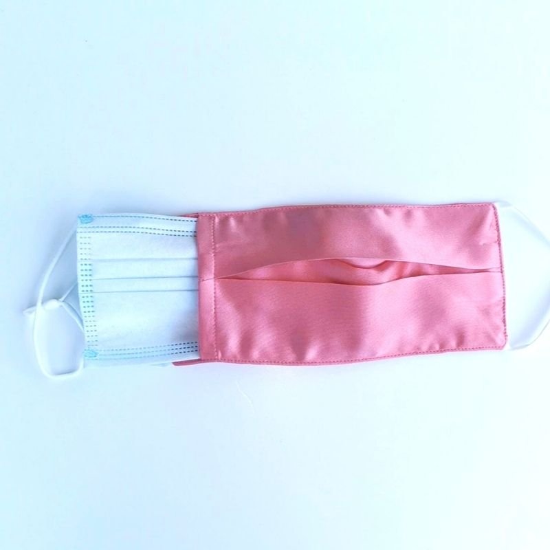 Doppel Masken aus Einwegmaske und Seidenmaske Maulbeer Seide Mulberry Silk - Seidenmasken Schweiz