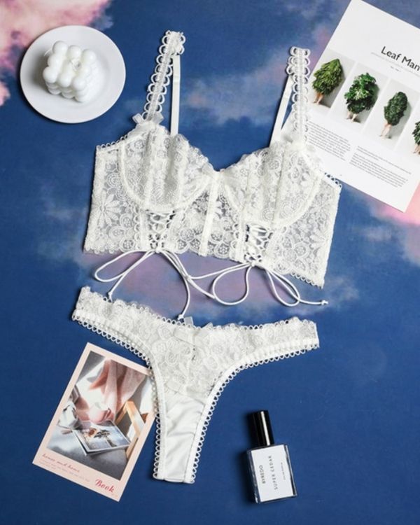 Weisses Spitzen Dessous Set Damen Unterwasche fuer den Alltag - Spitzen Blumen Dessous 