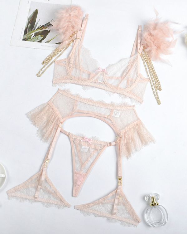Designer Luxury Dessous Set aus Spitzen Mesh Stoff mit Feder Details an den Schultern 