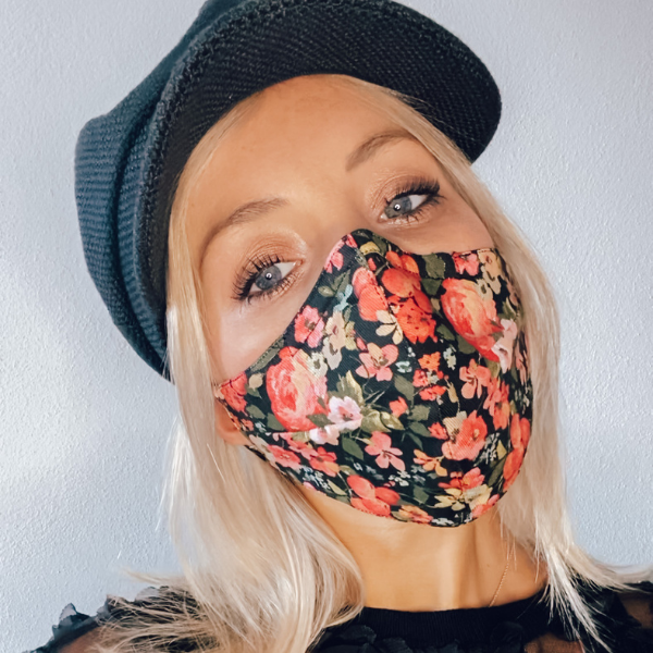 Stoffmaske mit Blumen für Mami und Kind | Stoffmaske aus qualitativer Baumwolle mit Nasenbügel und einstellbaren Gummibändern | eingebauter Filter | Corona Maske Fashion Schweiz kaufen