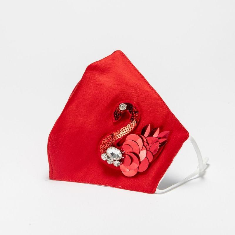 Elegante Rote Stoffmaske mit Filtereinlage 