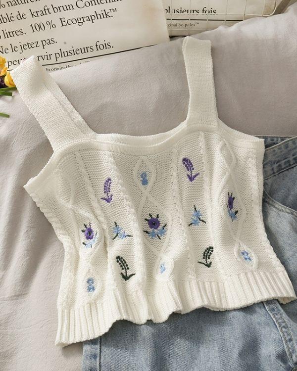 Weisses Crochet Crop Top mit Blumen Srickerei