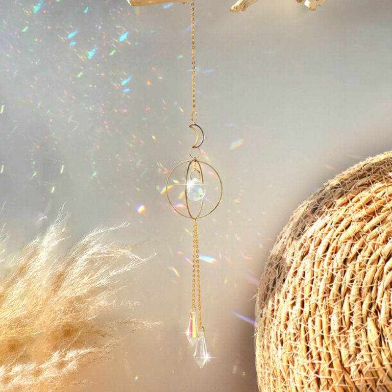 Goldener Sonnenfaenger Suncatcher mit zwei Kreisen Ringen ineinander und Mond Symbol - Prisma Kristallsteine Windspiel