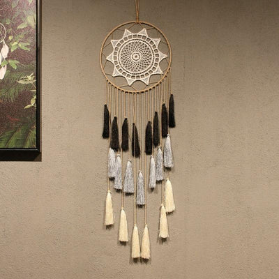 Traumfänger Dreamcatcher Boho Hippie Style mit Fransen in schwarz grau und weiss - Handgemachter Traumfänger im Schweizer Onlineshop