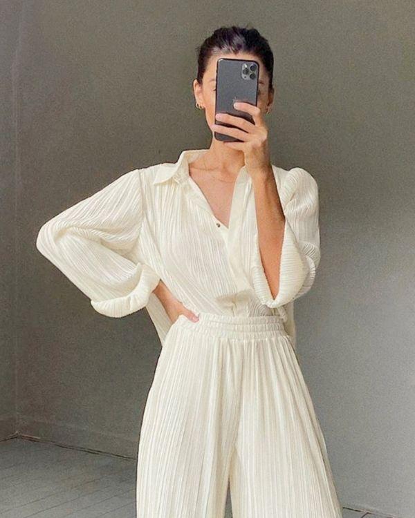 Elegantes Damen Zweiteiler Set in weiss creme mit Cord Style Effekt - Oversize Hose und passende Bluse