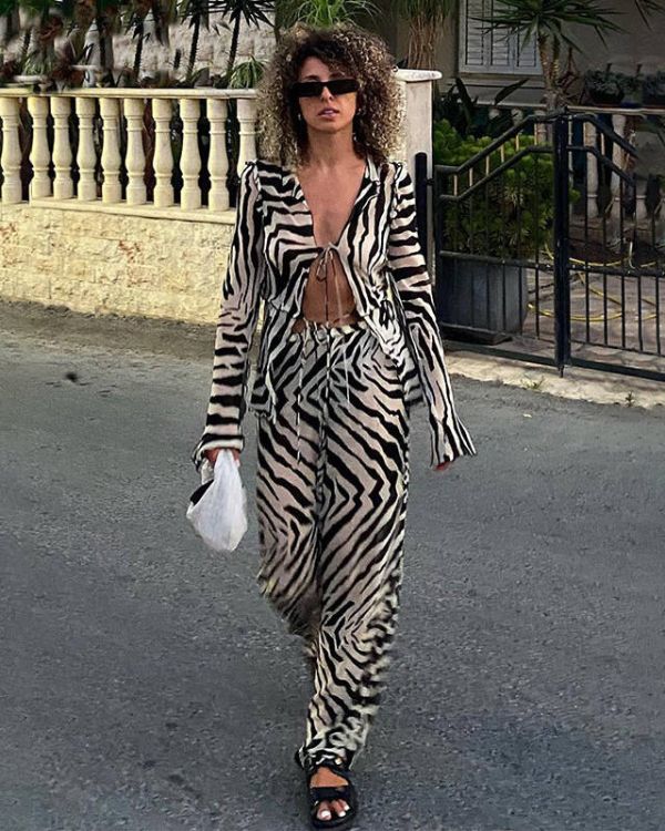 Ruffle Zweiteiler Set mit Mesh Zebra Hose und langarm Bluse zum binden 