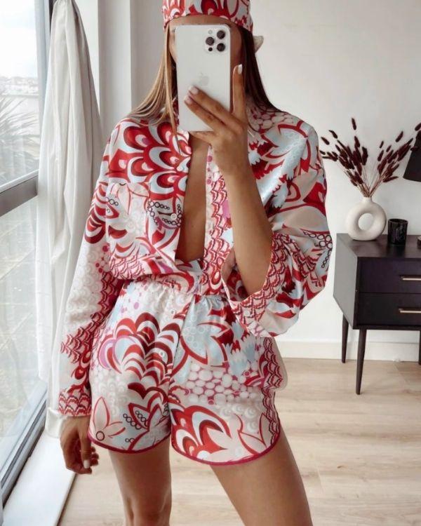 Fashion Set im Boho Vintage Retro Style mit Blumen Mustern - Shorts, Bluse und Kopftuch passend