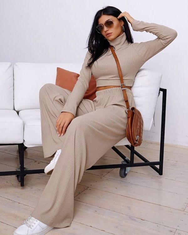 Fashion Zweiteiler Set Damen aus langer weiter Hose und Rollkragen Shirt duenn locker - Fashion Onlineshop Schweiz