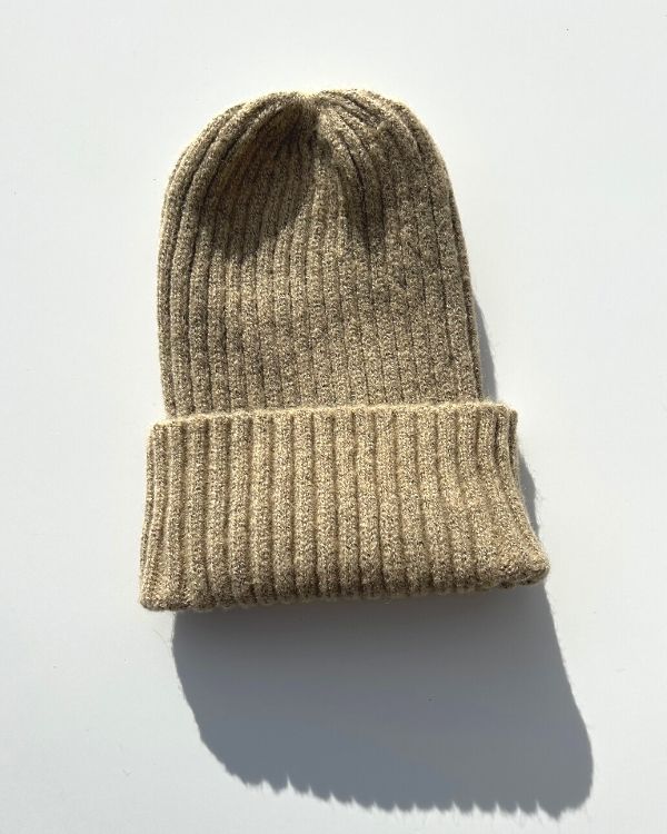 Unifarbige gerippte Beanie Muetzen fuer Damen und Herren - beige Braune Beanie Muetzen 