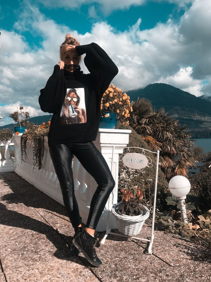 Rollkragen Pullover Good Vibes