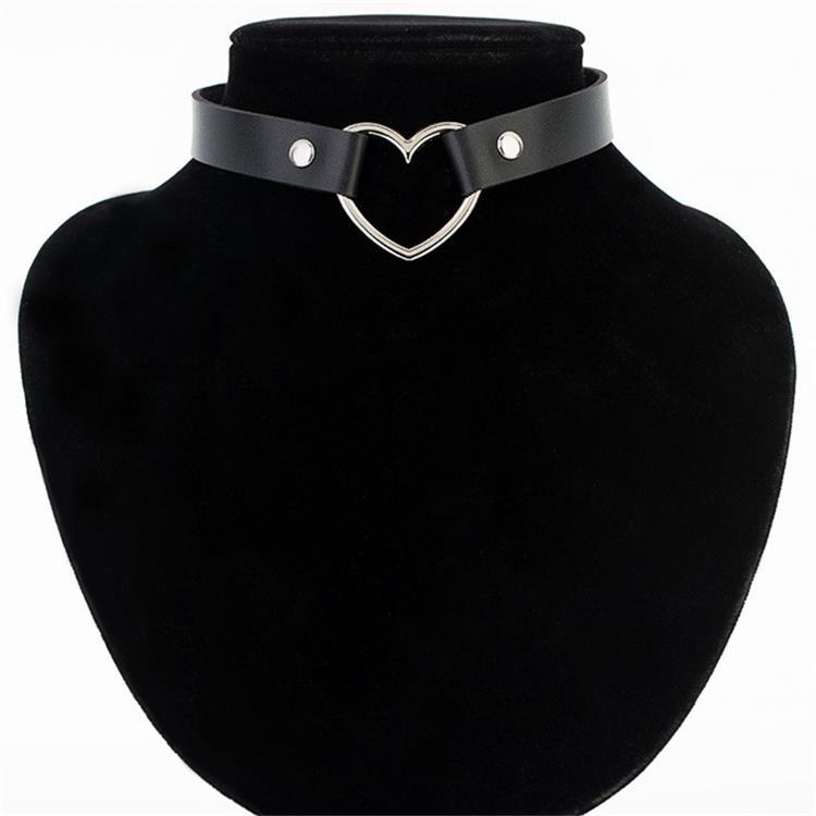 Choker Heart