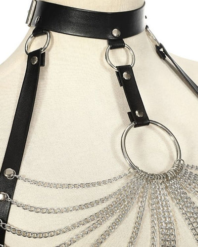 Harness Fetisch Style Koerperguertel mit Choker Halskette und silbernen Ketten