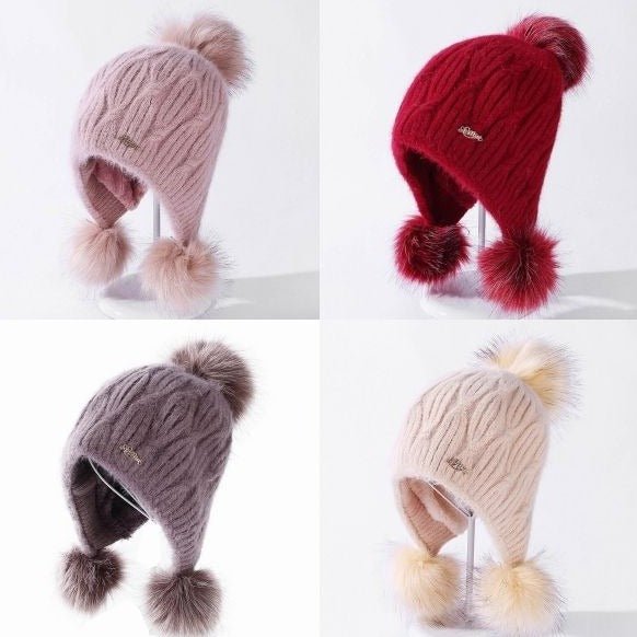 Wintermuetzen Beanies Damen mit Fellbommel Pompom und Ohrenwaermern